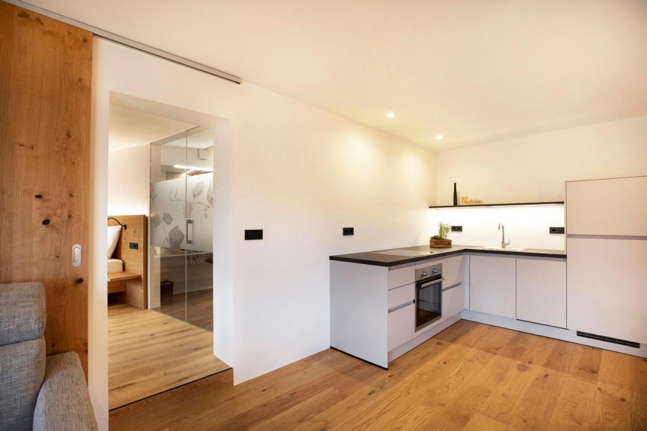 Brantenhof Ferienwohnung Vinea Cortaccia Ngoại thất bức ảnh