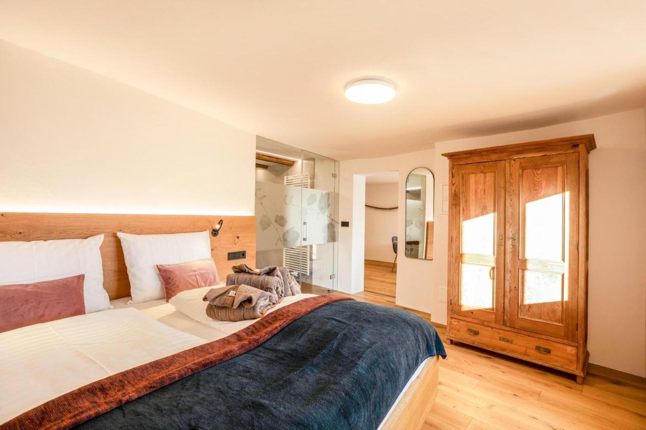 Brantenhof Ferienwohnung Vinea Cortaccia Ngoại thất bức ảnh
